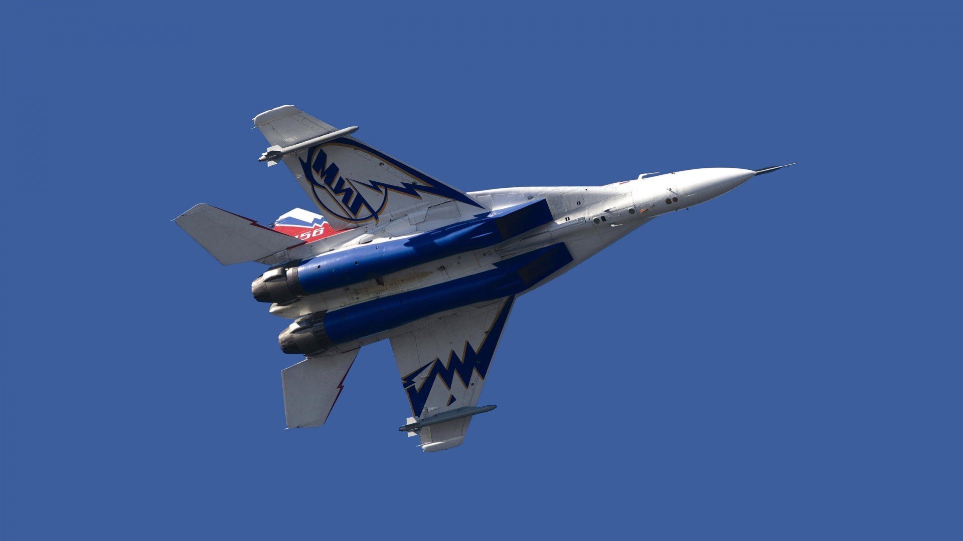 开云综合服务-【犯规须知】掌握比赛中的基本规则，远离失误！，比赛规则是这样的